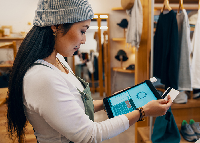 IS-How cellular connectivity can support payments-Card-700x500